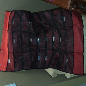 30 x 46 in Multipurpose 27 pocket hanging chart with name/title tabs on pockets